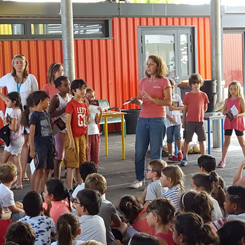 L’équipe « La solution est dans l’assiette ! » sensibilise les écoles au gaspillage alimentaire