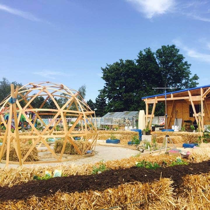 Visite de la SAUGE, lieu de jardinage participatif et culturel